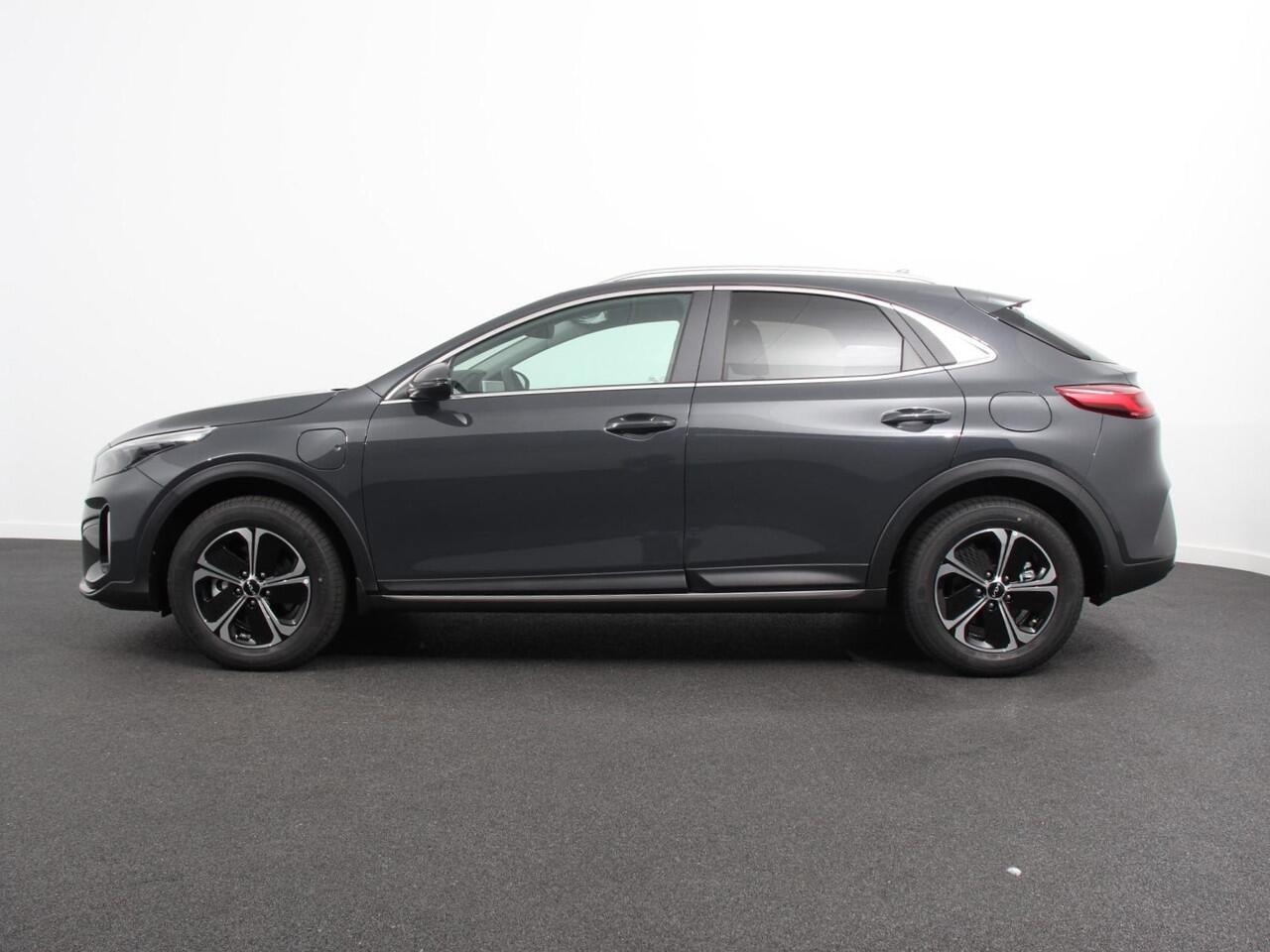 KIA Xceed 1.6 GDi PHEV Automaat DynamicLine | DEMO! | Navigatie | Camera | Climate Control | Cruise control adaptive | Lane assist | Lichtmetalen Velgen | Stoelverwarming