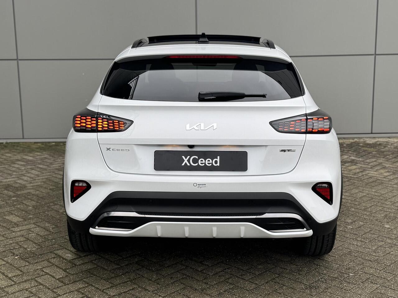 KIA Xceed 1.5 T-GDi DCT7 GT-Line | Panoramaschuifdak | Stoelverwarming | LED-koplampen | Dodehoekassistentie | Achteruitrijcamera | Privacy glass | Stuurwielverwarming |