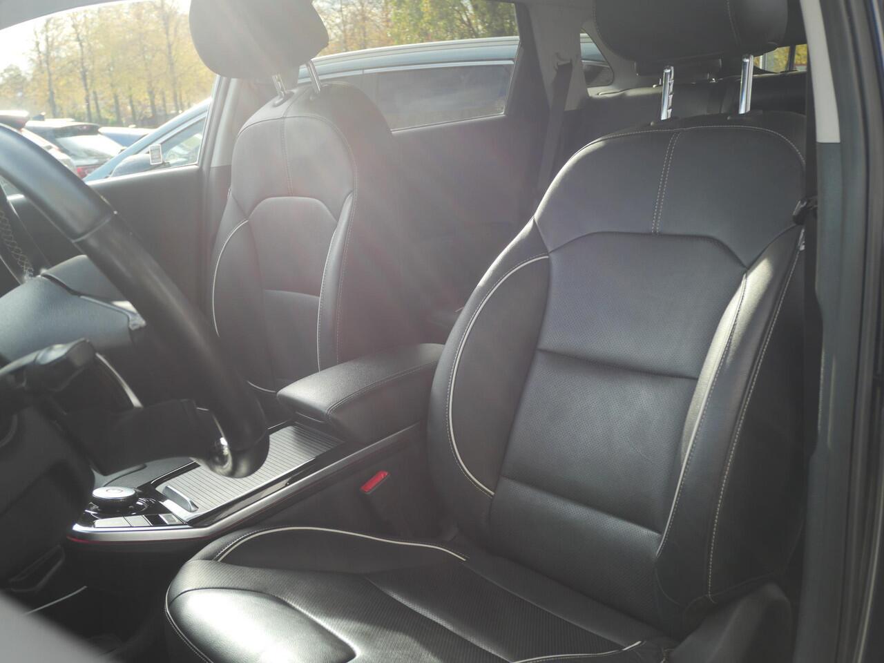 KIA e-Niro ExecutiveLine 64 kWh | SOH 94,6% | Navigatie | Climate Control | Stoel & Stuurverwarming | JBL |