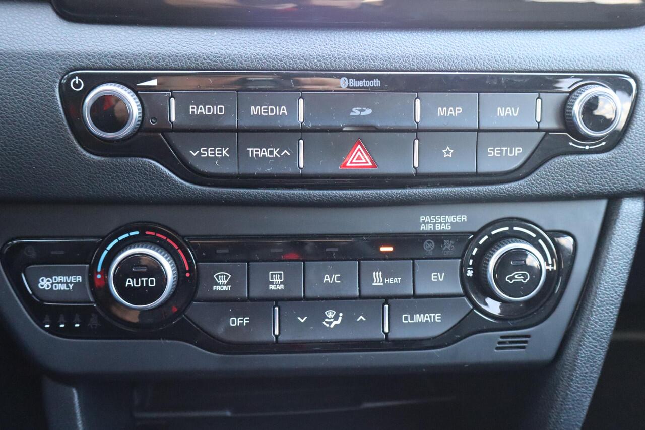 KIA e-Niro DynamicLine 64 kWh 95,5% SOH, Navigatie, Camera, Cruise control, Lane control