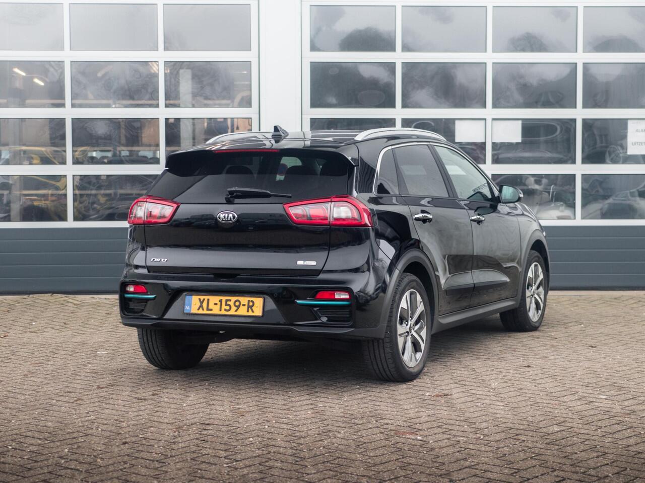 KIA e-Niro ExecutiveLine 64 kWh l SOH 94% l lederen bekleding l stoel stuurwiel verwarming l
