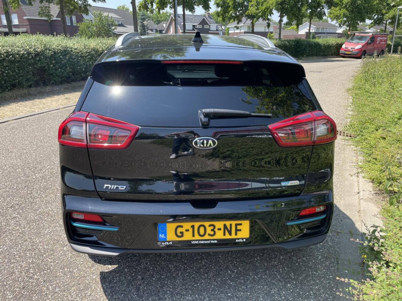 KIA e-Niro ExecutiveLine 64kWh 204PK - LUXE UITVOERING!