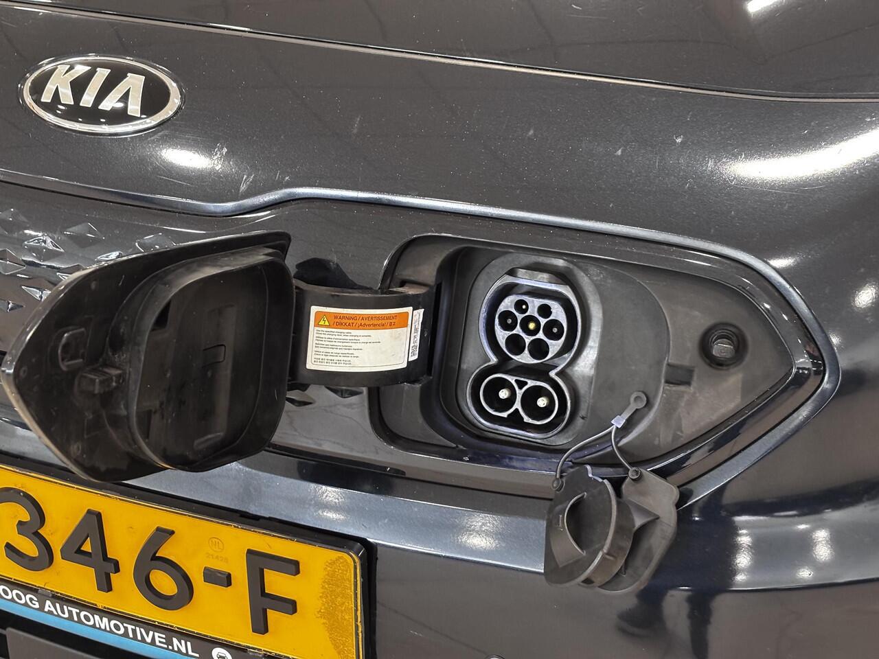 KIA e-Niro ExecutiveLine 64 kWh | Leder interieur | Hoge instap | 100% SOH |