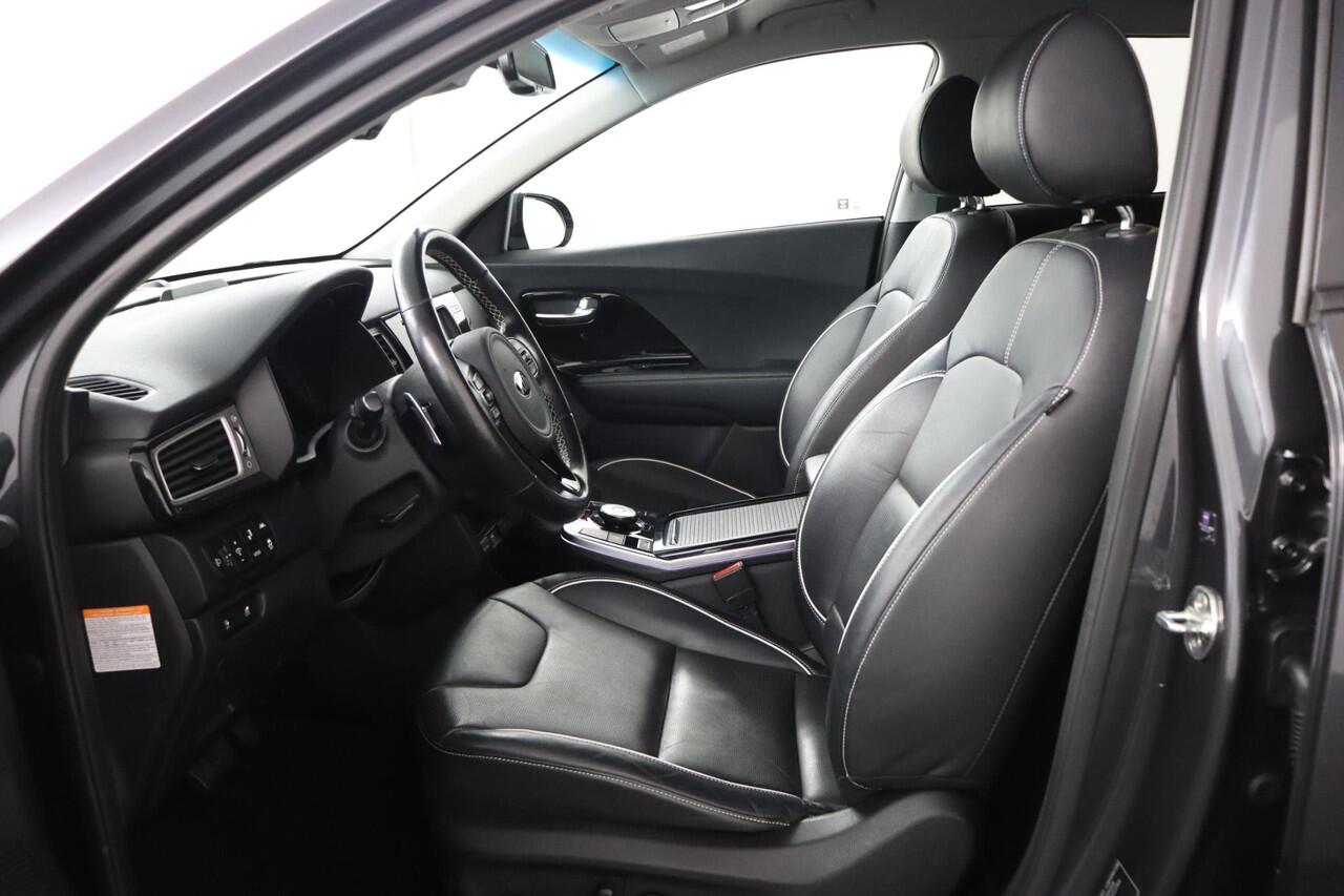 KIA e-Niro ExecutiveLine 64 kWh | NAP | DOH | ACC | Leder | Memory | Carplay | Stoel & Stuurverwarming & verkoeling