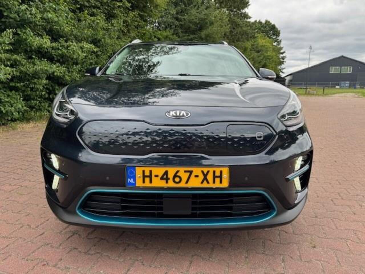 KIA e-Niro EXECUTIVELINE 64KWH 3FASE LADEN/ACARPLAY/LEER/LED/NAV/FABRIEKSGARANTIE