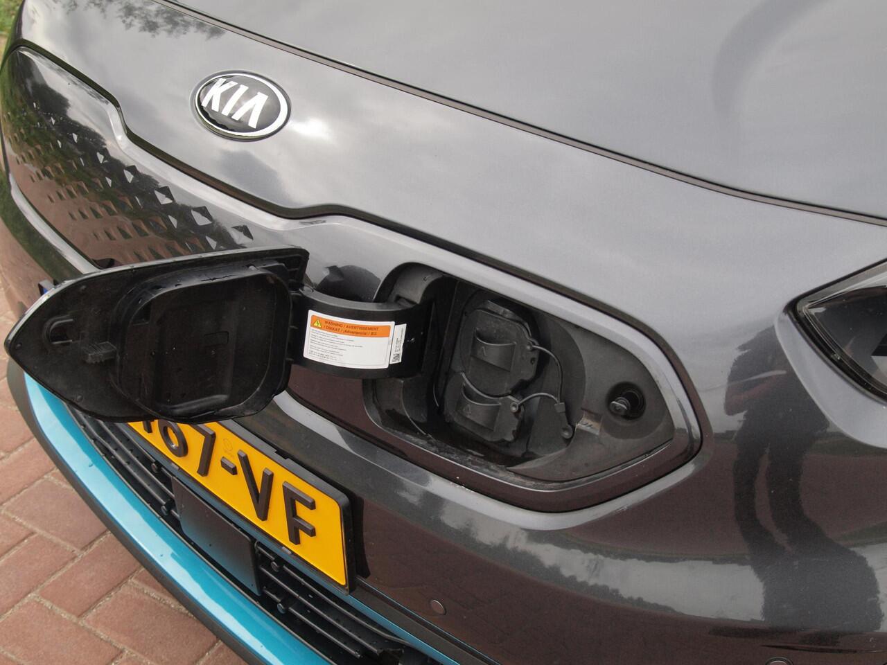 KIA e-Niro ExecutiveLine 64 kWh | Camera | Apple Carplay | Cruise Control | JBL | Leer |