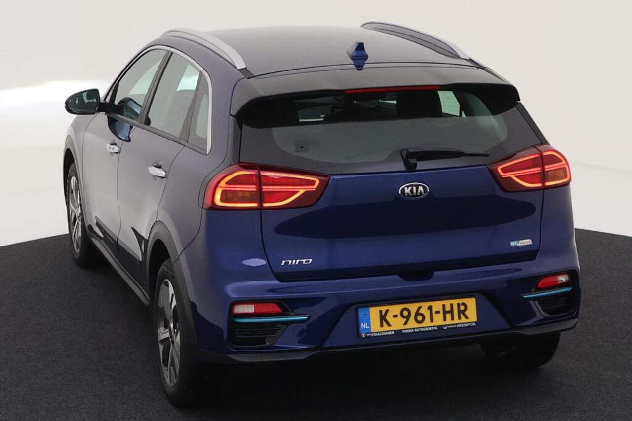 KIA e-Niro DYNAMICPLUSLINE 64KWH/3 FASE LADEN/ACARPLAY/HLEER/FABRIEKSGARANTIE