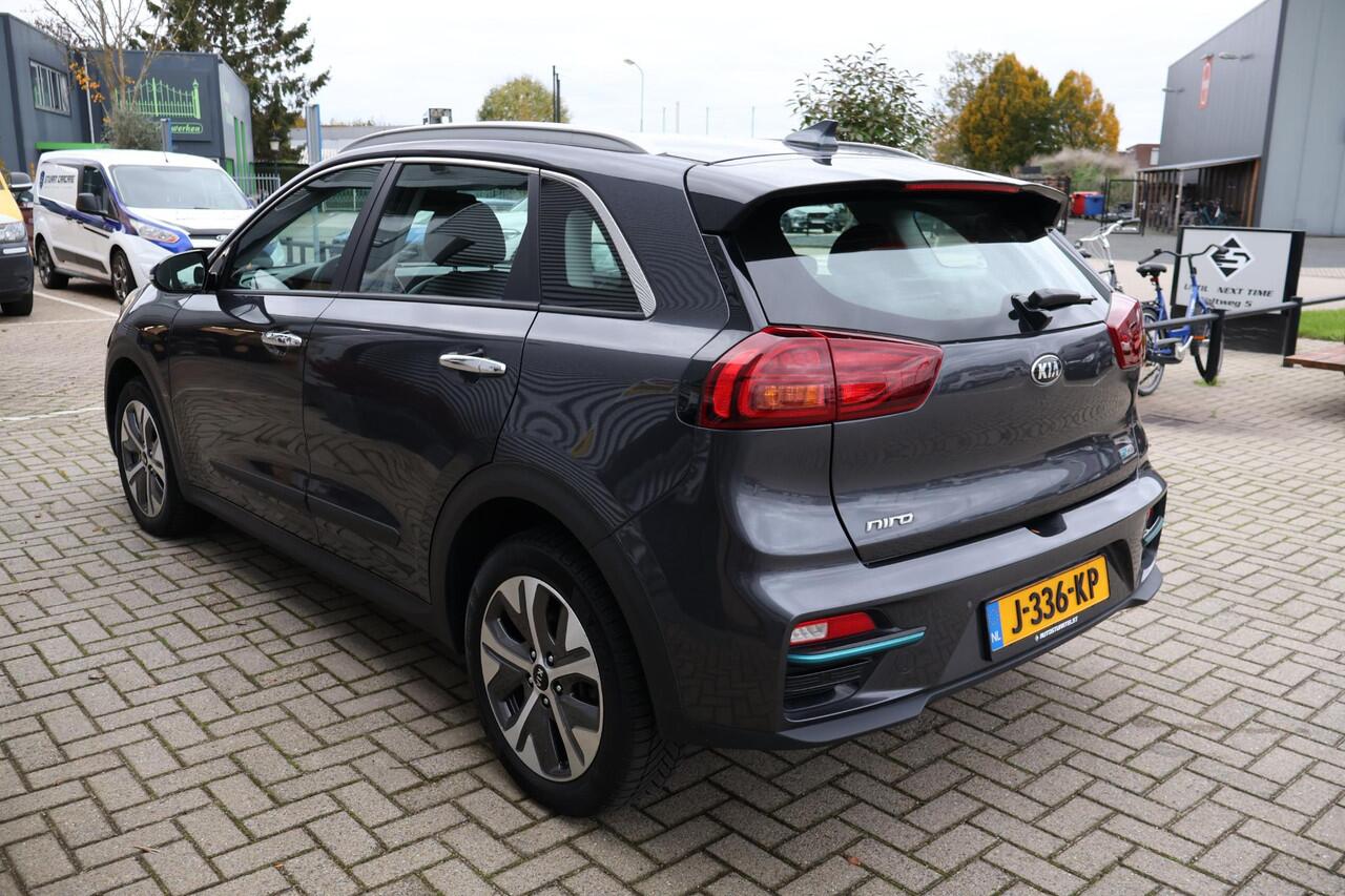 KIA e-Niro DynamicLine 64 kWh SOH 100% | NL-Auto | 1e Eigenaar | Dealer Onderh. | BTW | Warmtepomp | Winter Pakket | 2 Kabels | Keyless | Full Led | Camera | Ad Cruise | Navi | PDC | Carplay