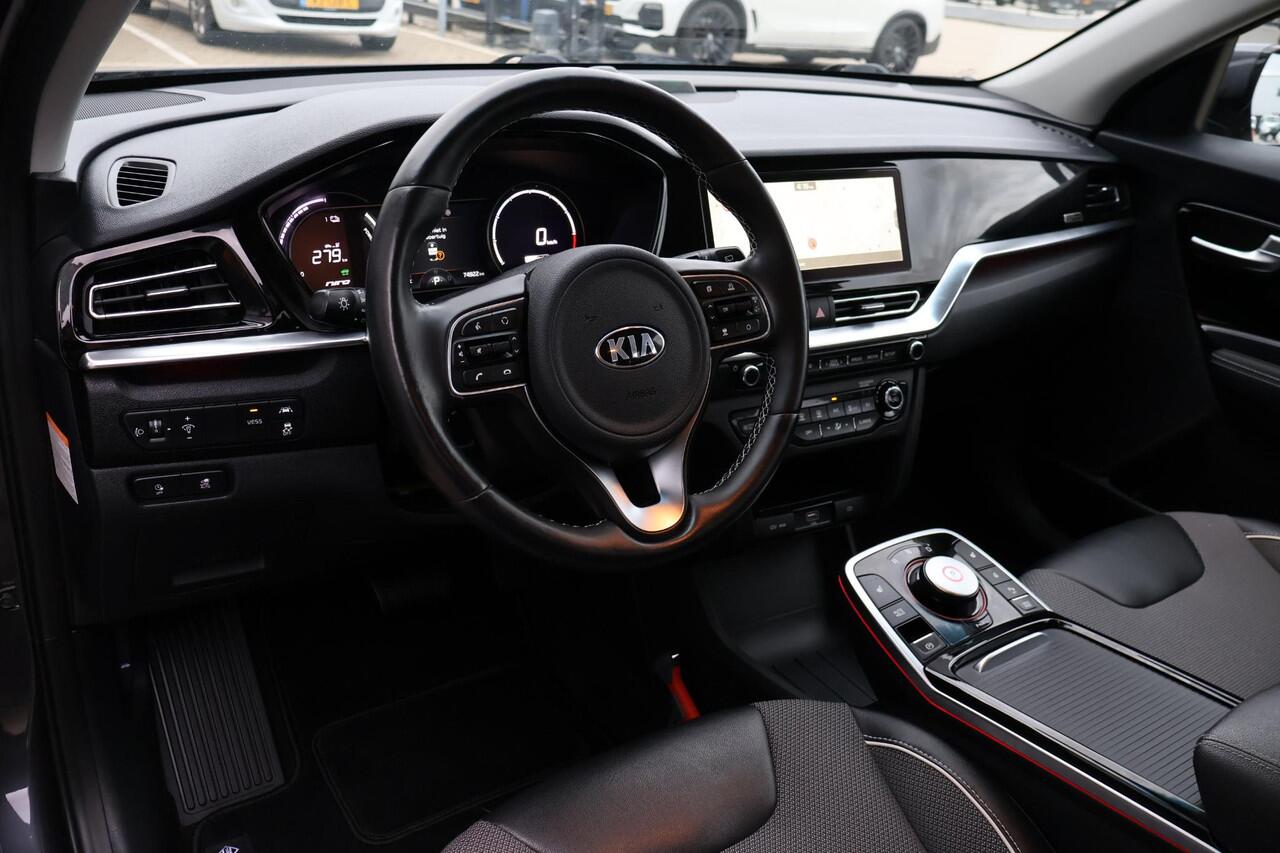 KIA e-Niro DynamicLine 64 kWh SOH 100% | NL-Auto | 1e Eigenaar | Dealer Onderh. | BTW | Warmtepomp | Winter Pakket | 2 Kabels | Keyless | Full Led | Camera | Ad Cruise | Navi | PDC | Carplay
