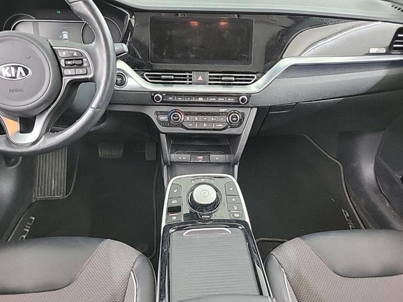 KIA e-Niro DynamicLine 64 kWh | 3 Fase | SoH waarde 100% |