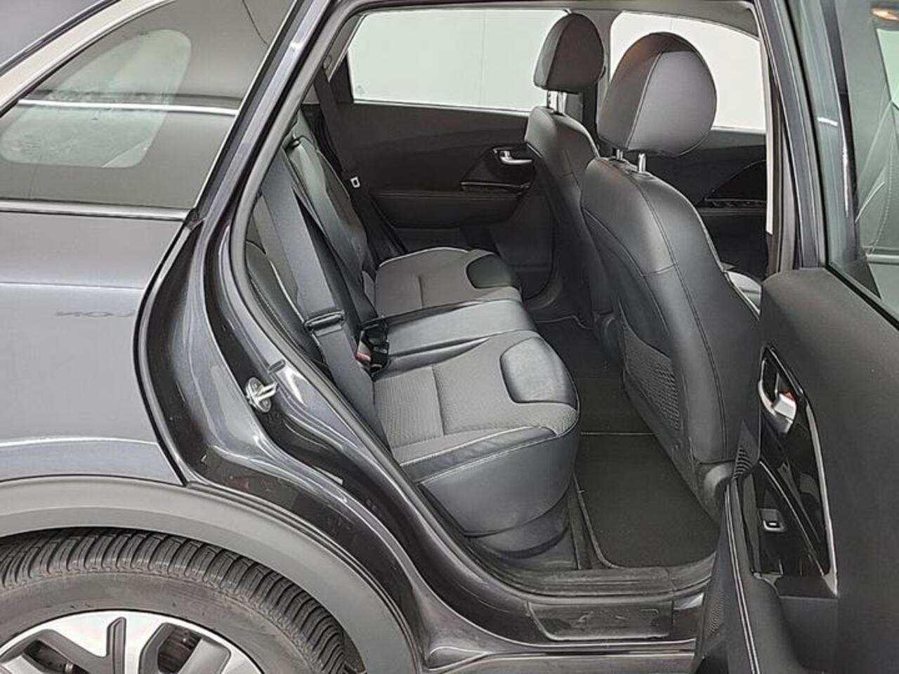 KIA e-Niro DynamicLine 64 kWh | 3 Fase | SoH waarde 100% |