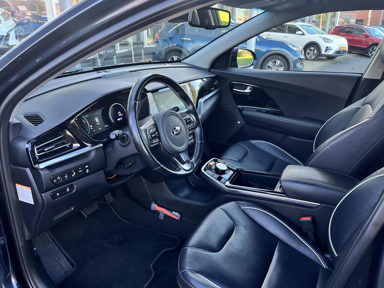 KIA e-Niro ExecutiveLine 64 kWh Eerste Eigenaar, Dealeronderhouden, Stoelverwarming/Ventilatie, Afneembare trekhaak