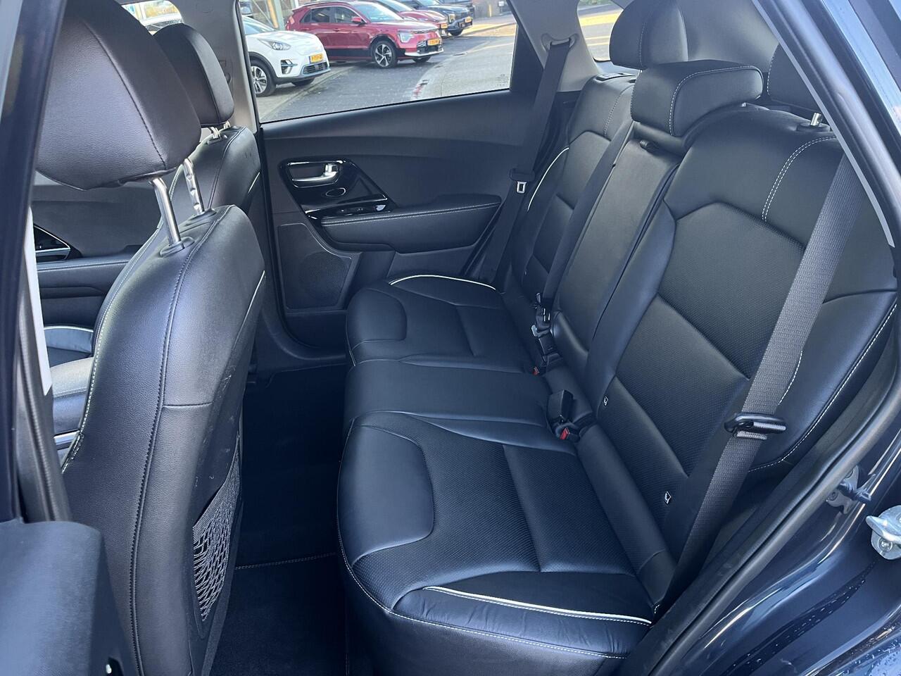 KIA e-Niro ExecutiveLine 64 kWh Eerste Eigenaar, Dealeronderhouden, Stoelverwarming/Ventilatie, Afneembare trekhaak