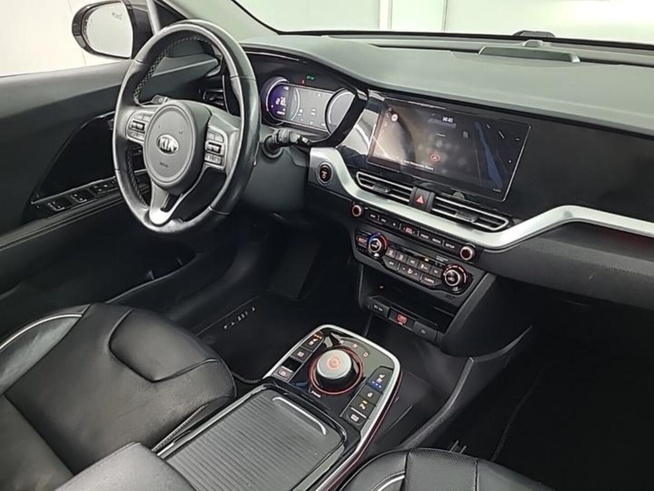 KIA e-Niro Aut. ExecutiveLine 64kWh | Navi | Camera | Leder | JBL Sound |