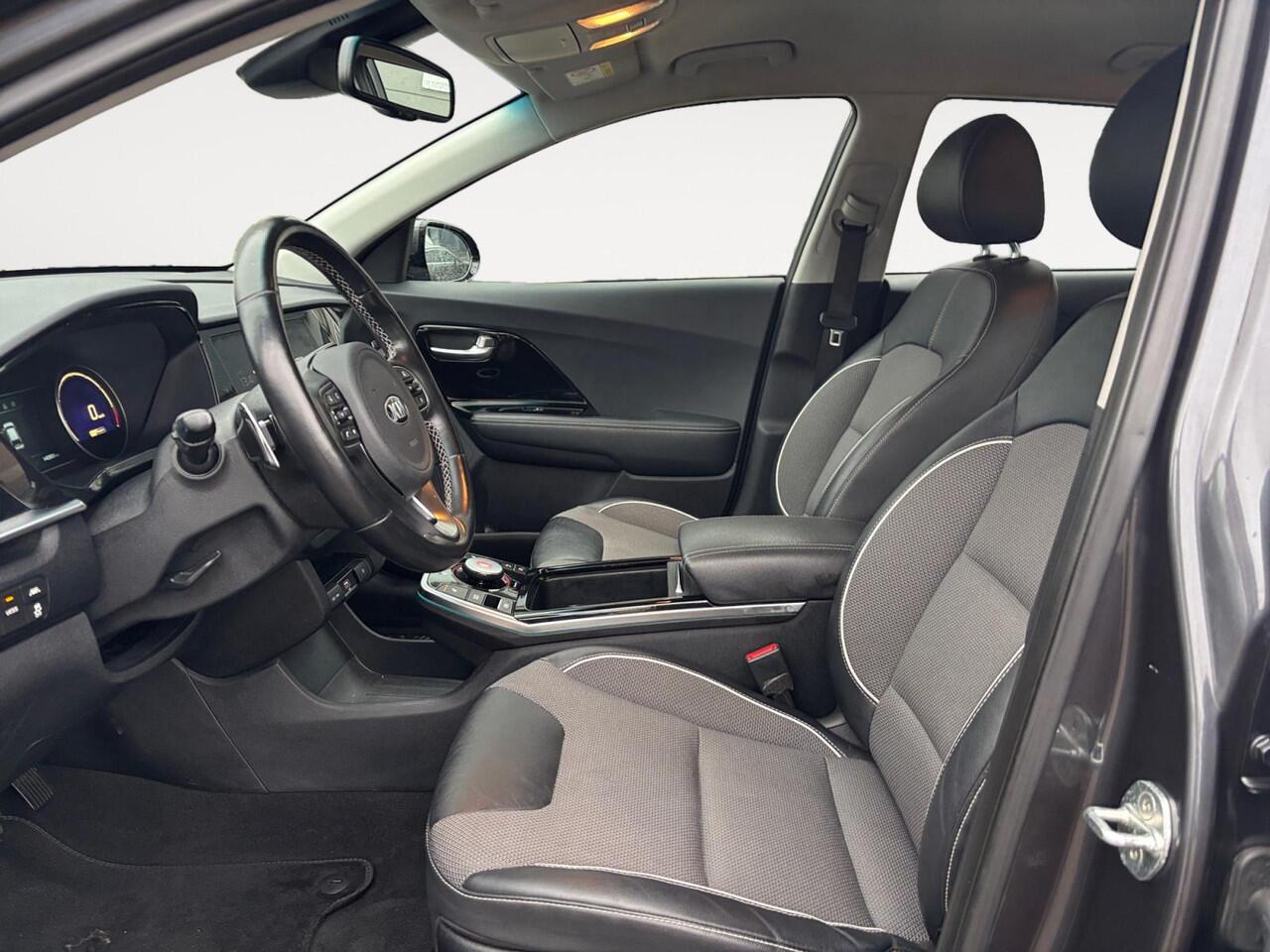 KIA e-Niro DynamicLine 64 kWh | LMV | NAVI | 1 JAAR GARANTIE