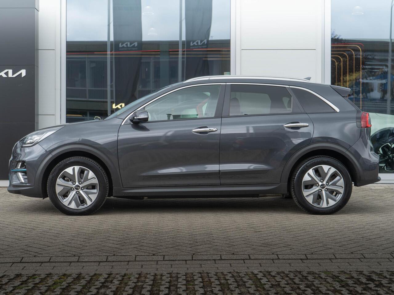 KIA e-Niro ExecutiveLine 64 kWh Dealeronderhouden | Stoel en stuur verwarming | Navigatie | Apple/Android auto |