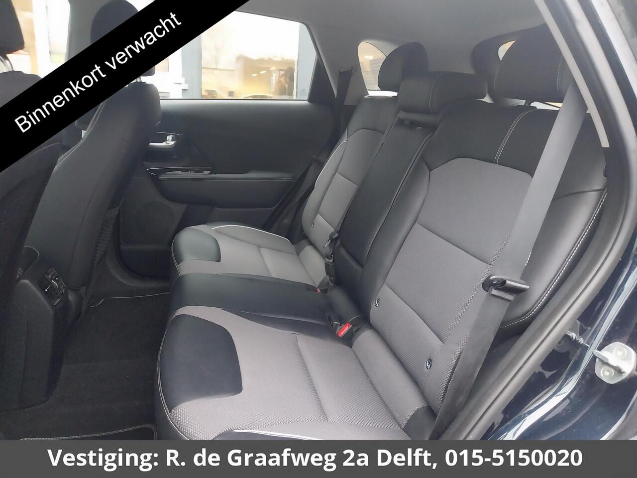 KIA e-Niro DynamicLine 64 kWh | SOH 100% ACCU | 450 km actieradius | Stuur-/Stoelverwarming | Navigatie | Camera | Half Leder |