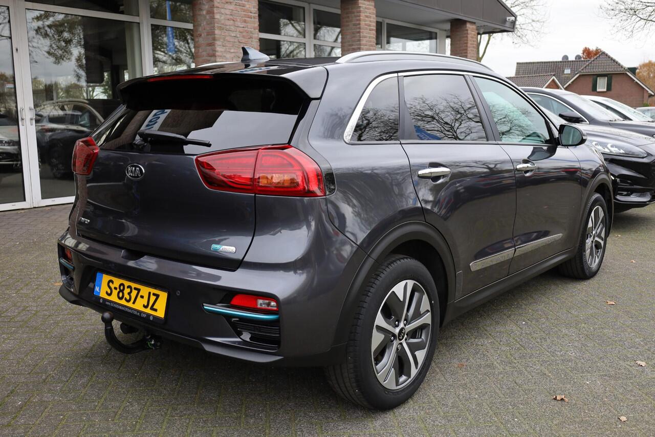 KIA e-Niro ComfortLine 64 kWh TREKHAAK-AFN CAMERA CARPLAY HALF-LEER ELEC.STOEL DAB ADAPTIVE-CRUISE CLIMA NAVI 2XPDC 17''LMV
