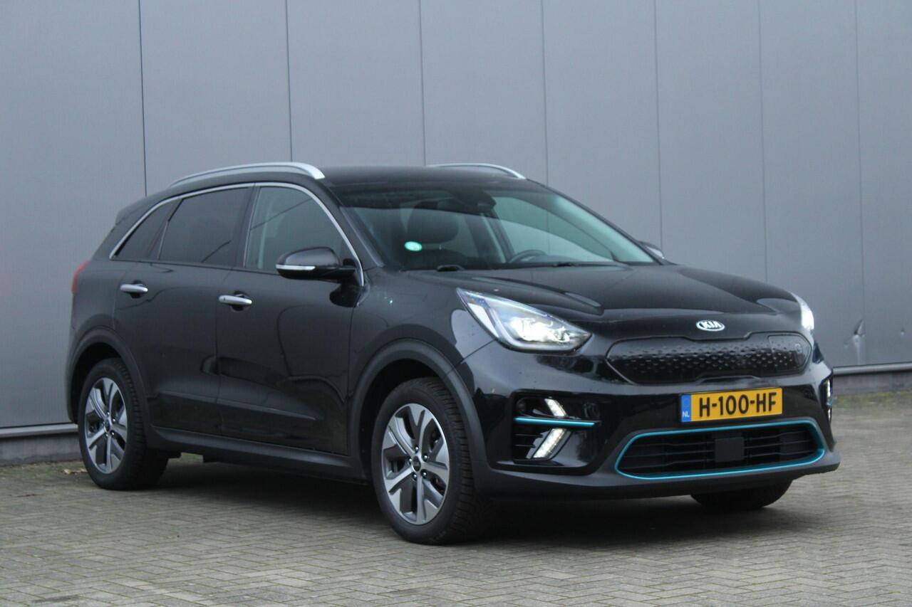KIA e-Niro ExecutiveLine 64 kWh | SOH 100% | Stoelverwarming & koeling | Adaptief Cruise | Warmtepomp | Camera | Etc..