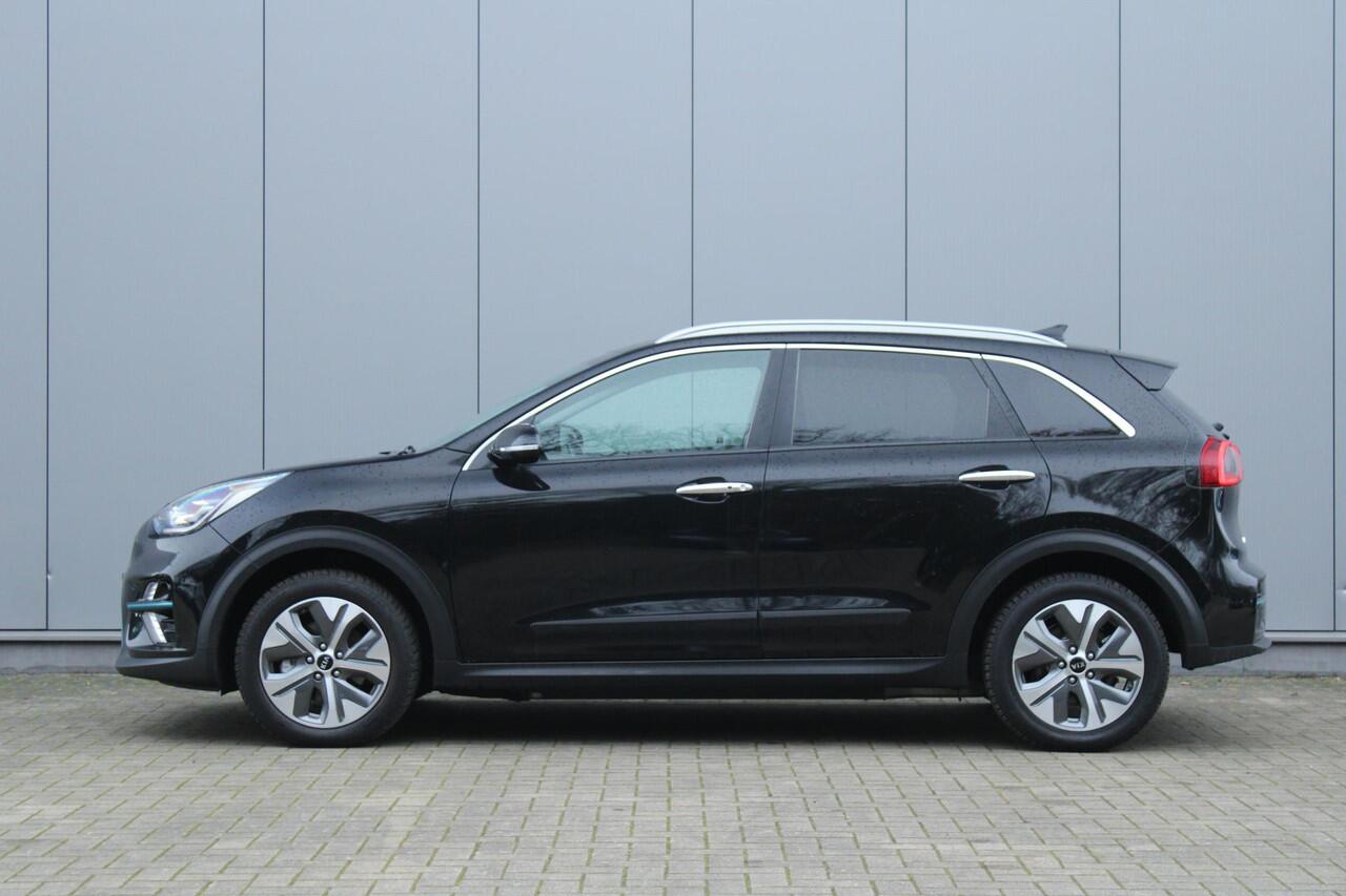 KIA e-Niro ExecutiveLine 64 kWh | SOH 100% | Stoelverwarming & koeling | Adaptief Cruise | Warmtepomp | Camera | Etc..