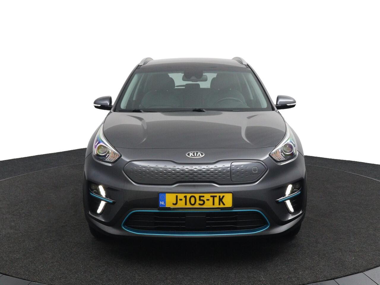 KIA e-Niro D.LINE*64 kWh*3FASE*CARPLAY*CAM*NAVI*ECC*LANE-ASS