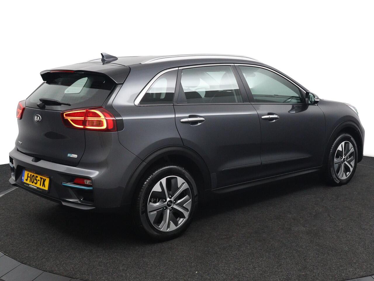 KIA e-Niro D.LINE*64 kWh*3FASE*CARPLAY*CAM*NAVI*ECC*LANE-ASS