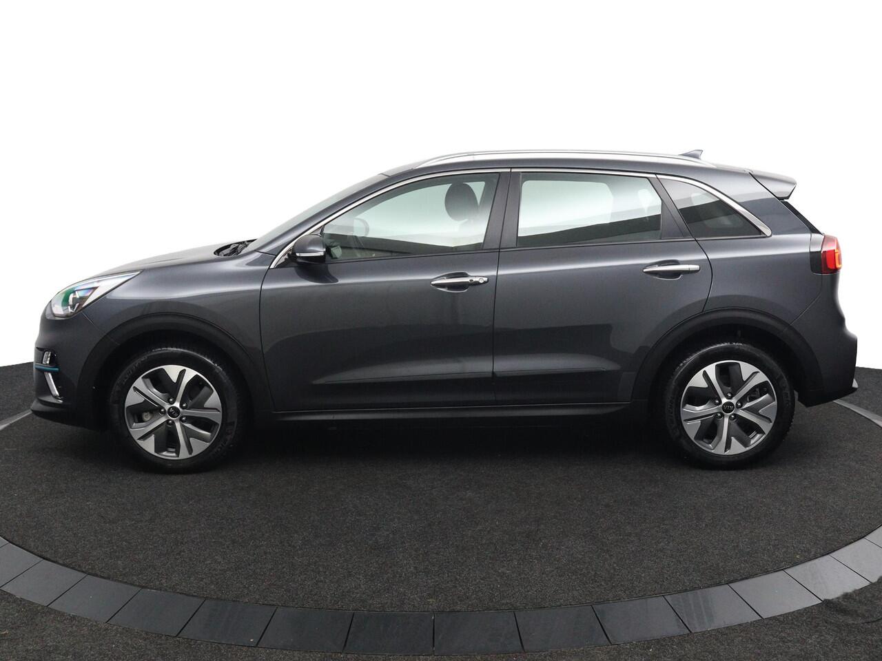 KIA e-Niro D.LINE*64 kWh*3FASE*CARPLAY*CAM*NAVI*ECC*LANE-ASS