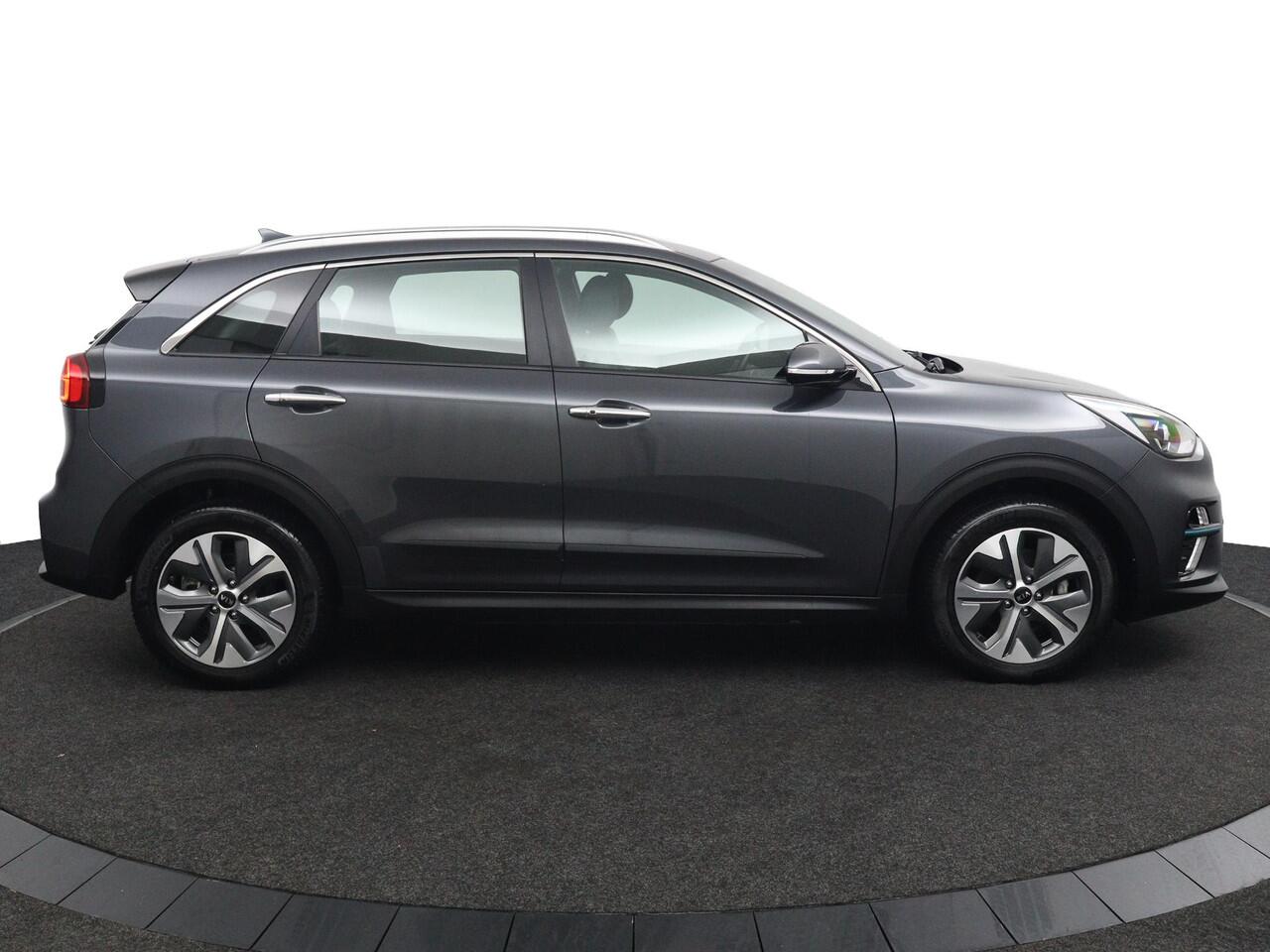 KIA e-Niro D.LINE*64 kWh*3FASE*CARPLAY*CAM*NAVI*ECC*LANE-ASS