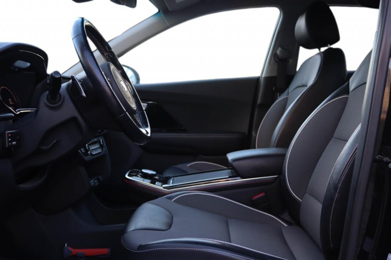 KIA e-Niro DynamicLine 64 kWh 100% SOH l 3 FASE l Camera l Adaptive l Warmt