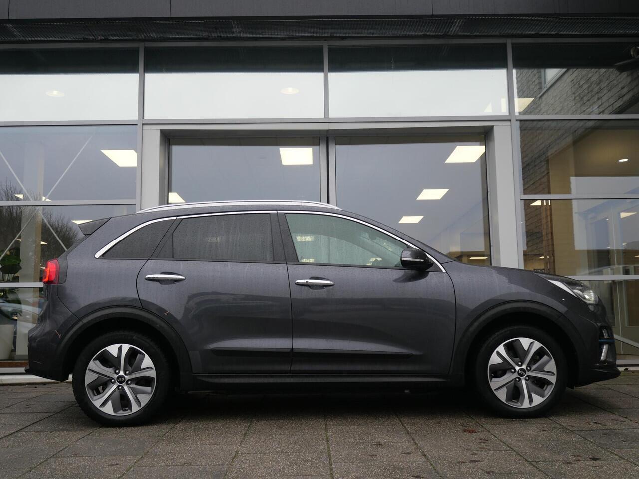 KIA e-Niro ExecutiveLine 64 kWh | SOH 95,8 | 3Fase | Cruise | Clima | Camera | Carplay | Navi | Keyless | Stoelverwarming-verkoeling |