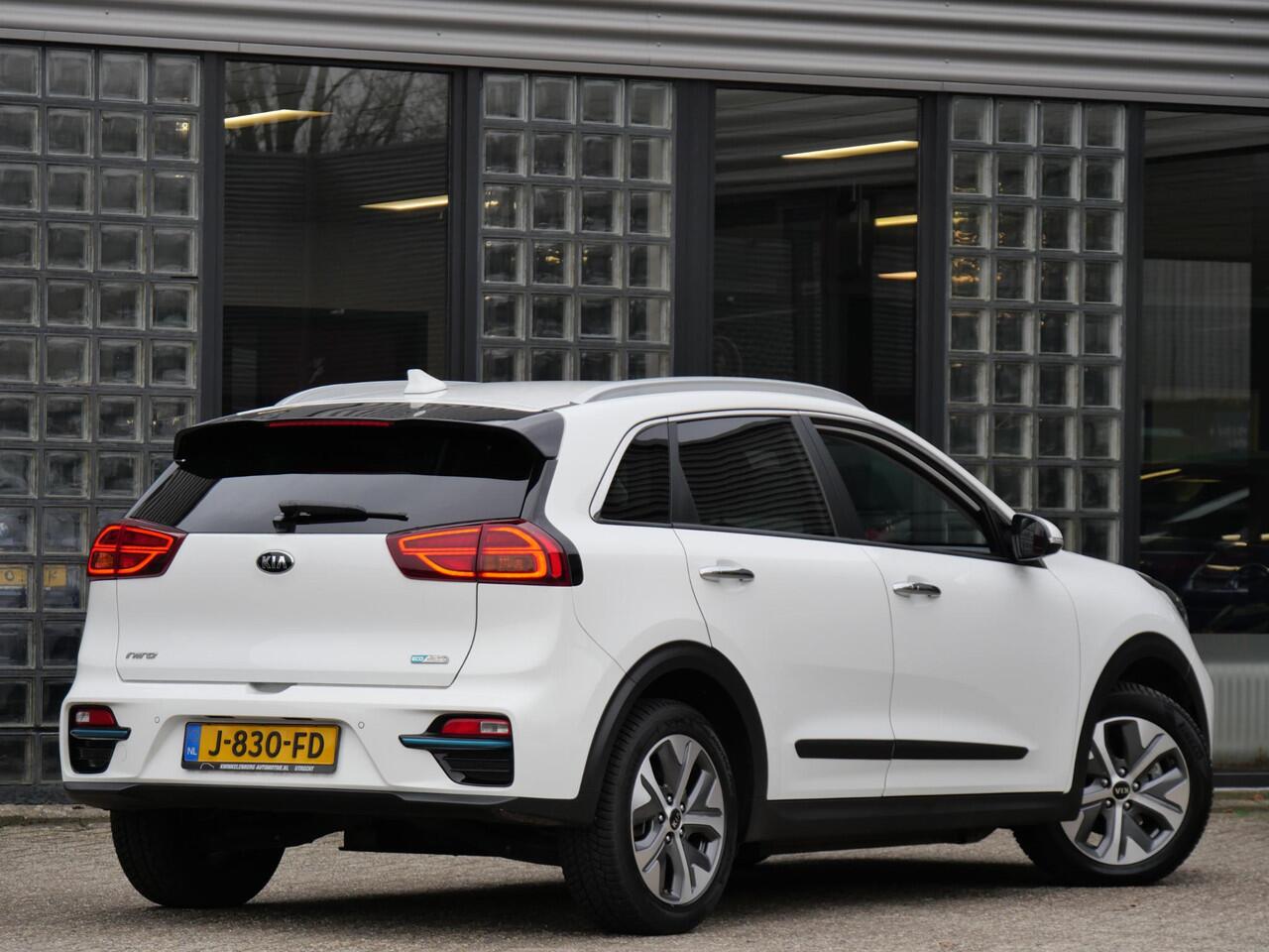 KIA e-Niro 64kWh/ 3-FASE/ SOH 100%/ EXECUTIVELINE/ WARMTEPOMP