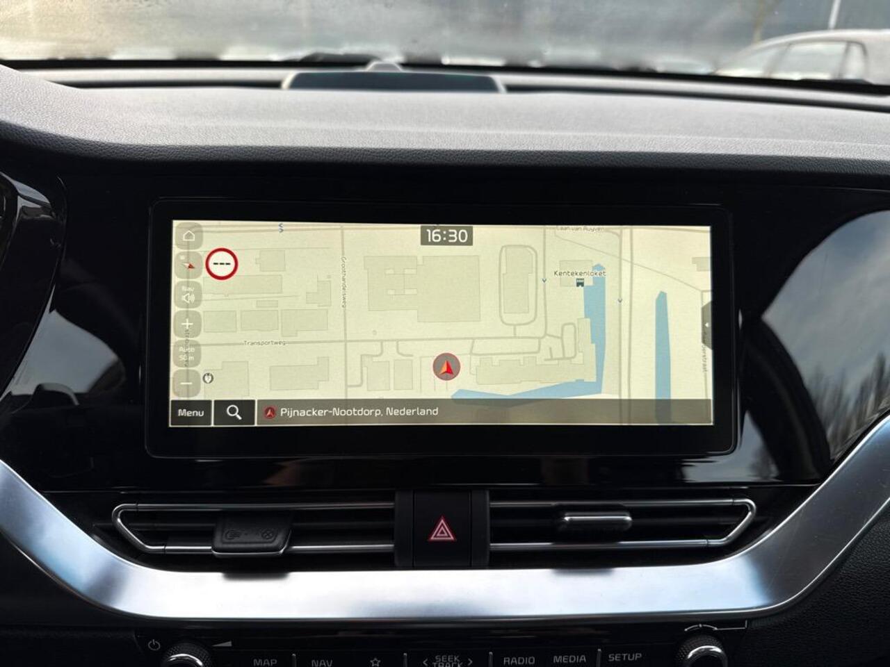 KIA e-Niro Aut. DynamicLine 64 kWh 3-Phase | Navi | Camera | Stoel Verwarming |