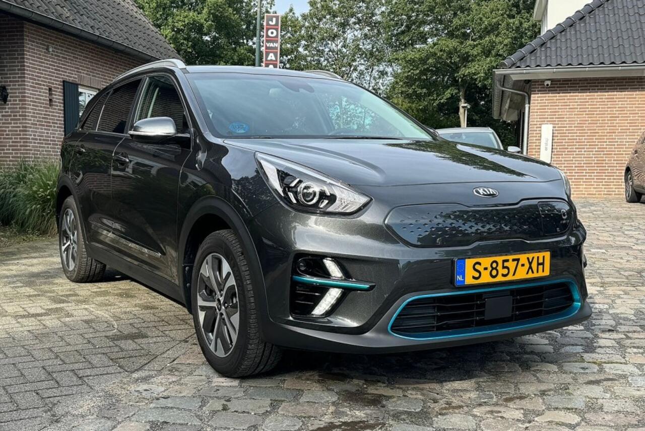 KIA e-Niro 64kWh 204pk Dynamic ecc,1/2leer,navi,lmv,dglas,cruise,acp,camera