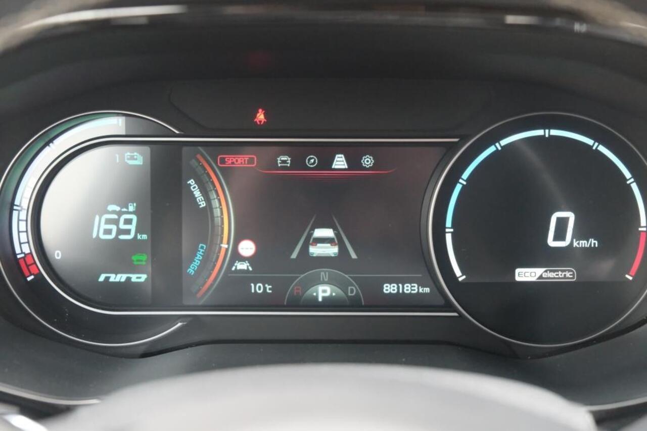 KIA e-Niro 204pk 64 kWh DynamisPlusLine | 3 Fase | Navi | App Connect | Adaptive Cruise | Camera | Keyless | PDC | JBL