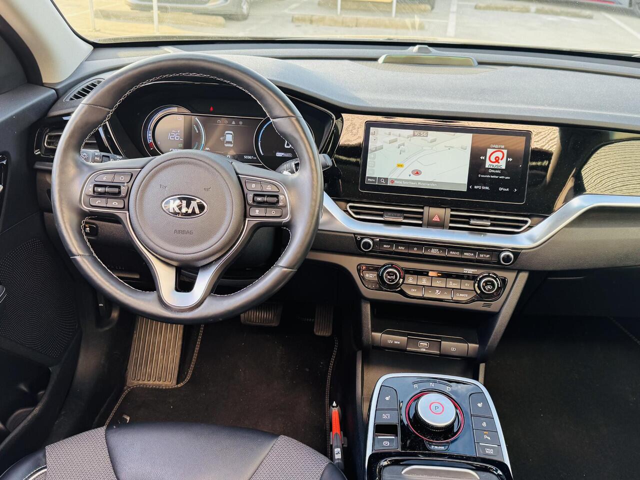 KIA e-Niro DynamicPlusLine 64 kWh Sunroof | Privacyglass | Keyless | Stoel& Stuurverw. | BTW auto