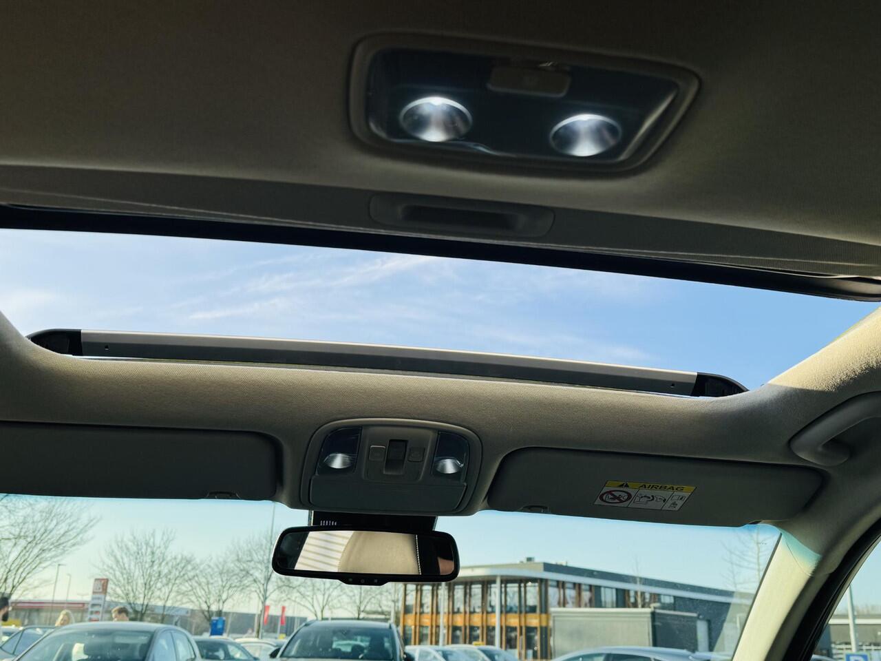 KIA e-Niro DynamicPlusLine 64 kWh Sunroof | Privacyglass | Keyless | Stoel& Stuurverw. | BTW auto