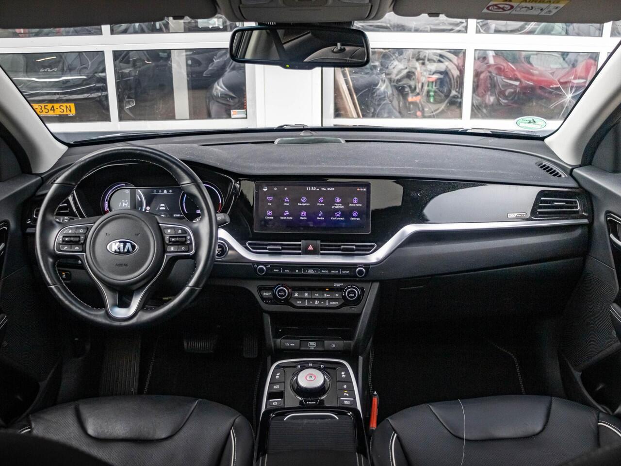 KIA e-Niro ExecutiveLine 64 kWh | leder | Stoelverwarming - verkoeling