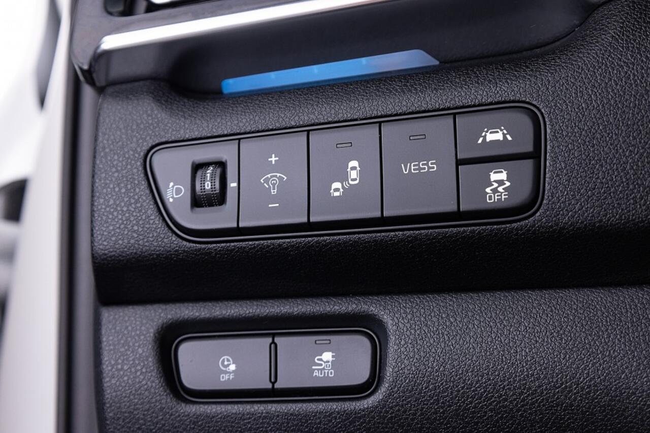 KIA e-Niro DynamicPlusLine 64 kWh | SOH 96% | JBL Audio | Half LEDER | NAVI | ECC | Full LED