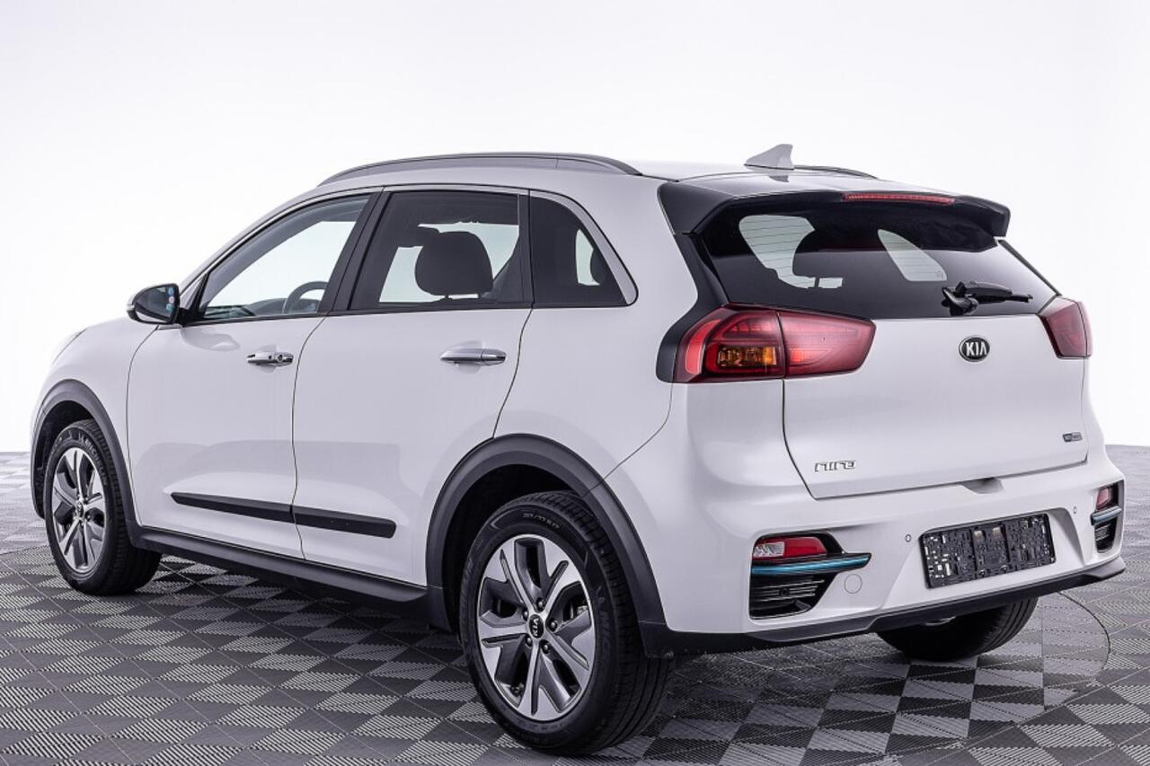 KIA e-Niro DynamicPlusLine 64 kWh | SOH 96% | JBL Audio | Half LEDER | NAVI | ECC | Full LED
