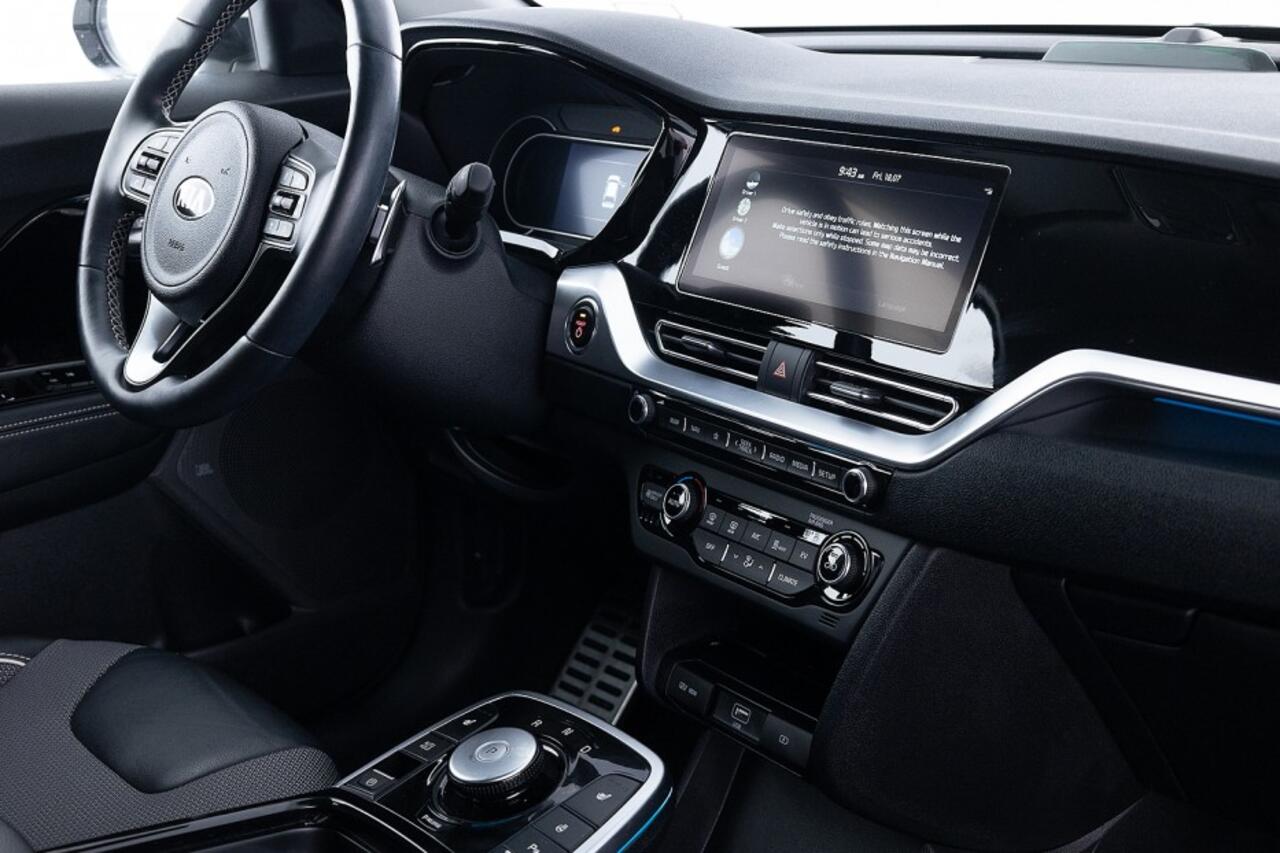 KIA e-Niro DynamicPlusLine 64 kWh | SOH 96% | JBL Audio | Half LEDER | NAVI | ECC | Full LED