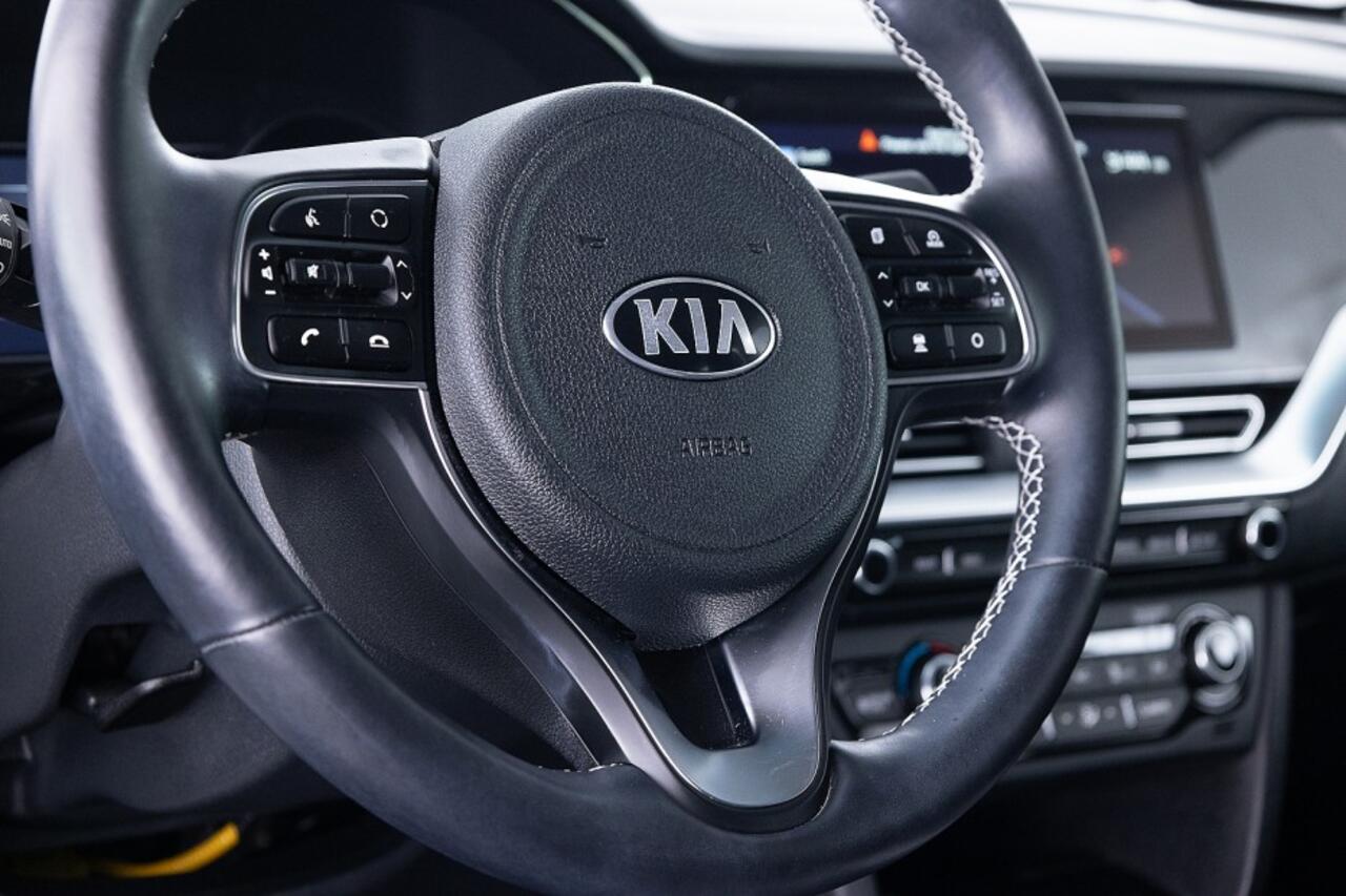 KIA e-Niro DynamicPlusLine 64 kWh | SOH 96% | JBL Audio | Half LEDER | NAVI | ECC | Full LED
