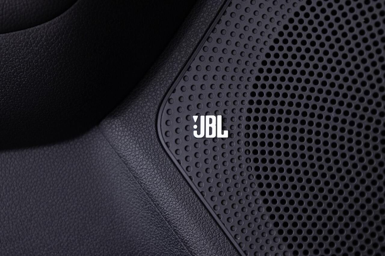 KIA e-Niro DynamicPlusLine 64 kWh | SOH 96% | JBL Audio | Half LEDER | NAVI | ECC | Full LED