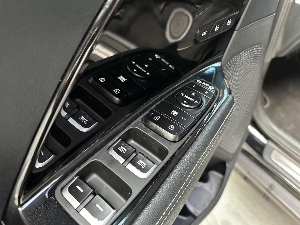 KIA e-Niro ExecutiveLine 64 kWh 1e eigenaar, BTW auto, dealeronderhouden