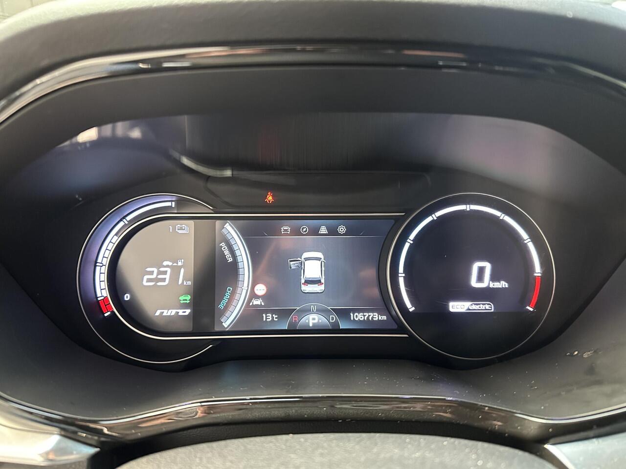 KIA e-Niro ExecutiveLine 64 kWh 1e eigenaar, BTW auto, dealeronderhouden