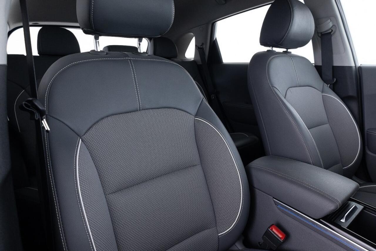 KIA e-Niro DynamicPlusLine 64 kWh | JBL Audio | 3 Fase | Half LEDER | NAVI | ECC | Full LED