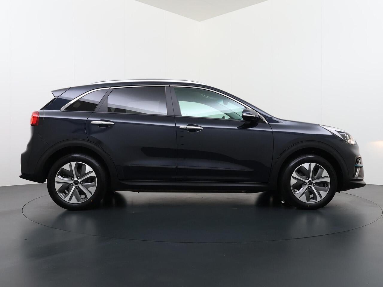 KIA e-Niro Edition 64 kWh 3-fase lader | SOH 94% |1e eigenaar | Origineel Nederlands | Dealeronderhouden | Stoel + stuur verwarming |Rijklaar prijs met garantie!