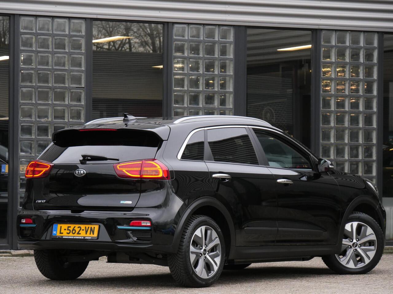 KIA e-Niro 64kWh 3-FASE/ SOH 100%/ EXECUTIVELINE/ SCHUIFDAK