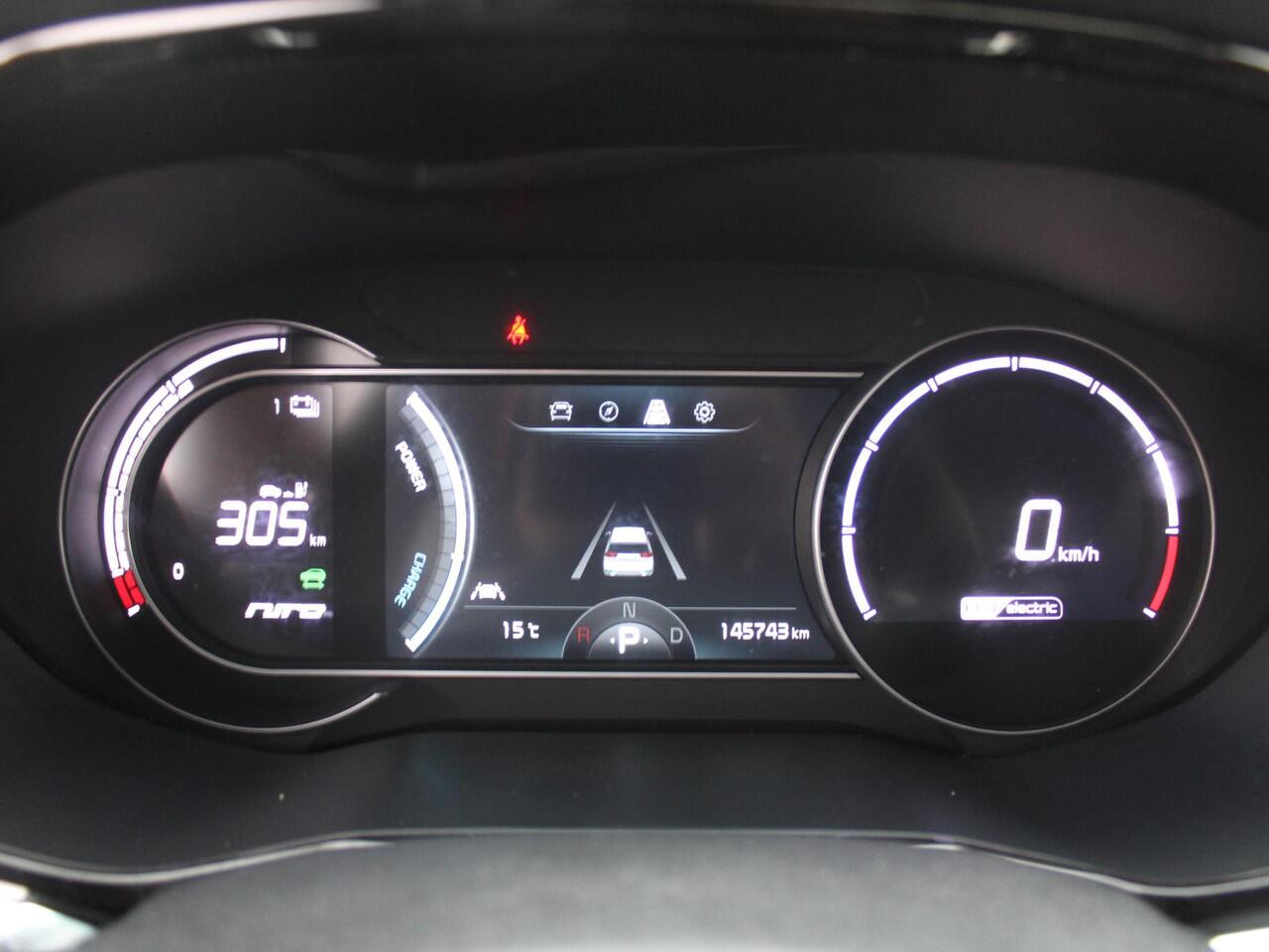 KIA e-Niro DynamicPlusLine 64 kWh | Airco | Navi | Cruise | Camera | 17" LM | PDC | Keyless |