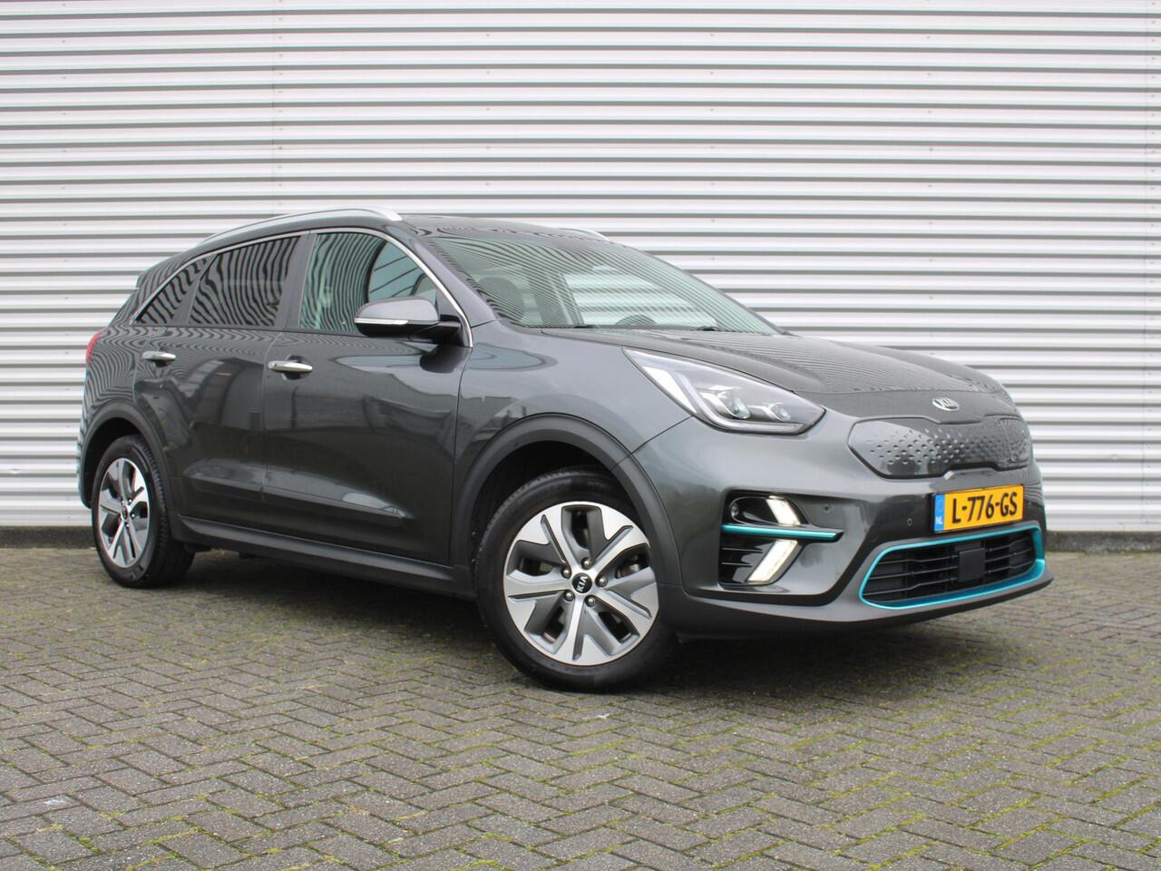 KIA e-Niro DynamicPlusLine 64 kWh | Airco | Navi | Cruise | Camera | 17" LM | PDC | Keyless |