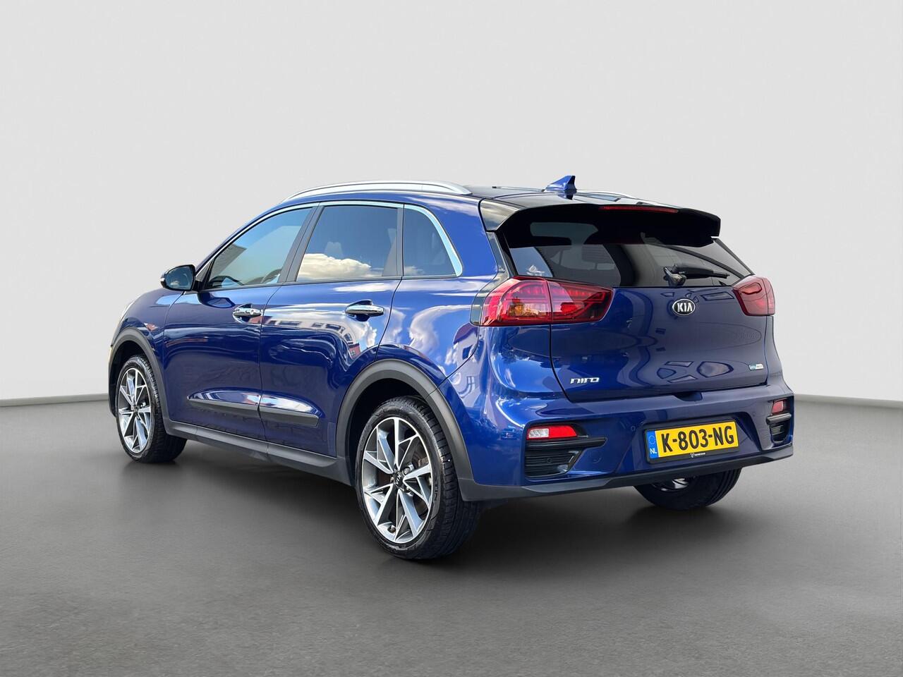 KIA e-Niro ExecutiveLine 64 kWh Kia e-Niro ExecutiveLine 64kWh | Leder | Navigatie | Apple Carplay & Android Auto | Schuif-/kanteldak |